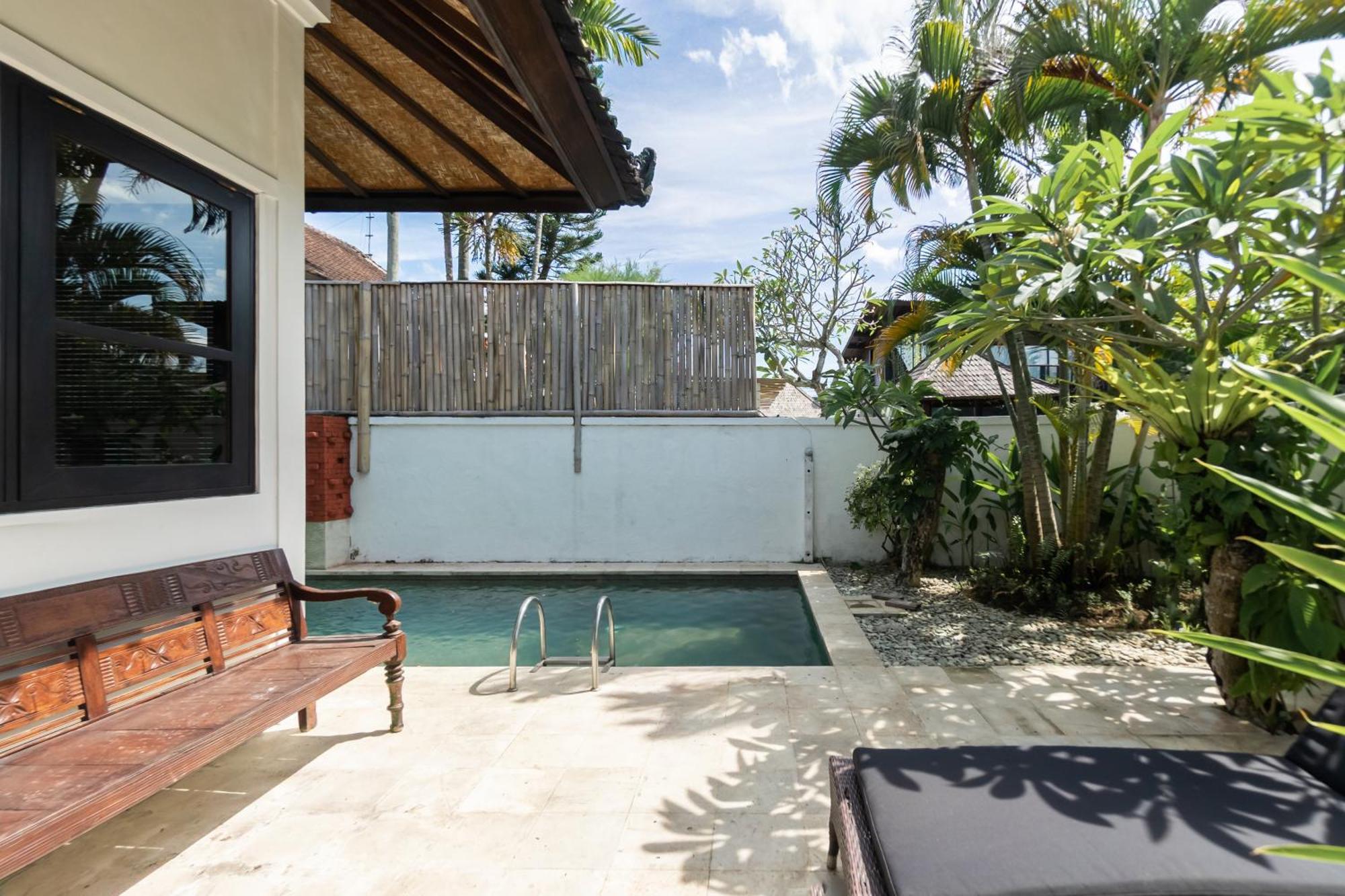 โฟร์ ออน ดรูปาดี วิลลา Villa เซมินยัค ภายนอก รูปภาพ