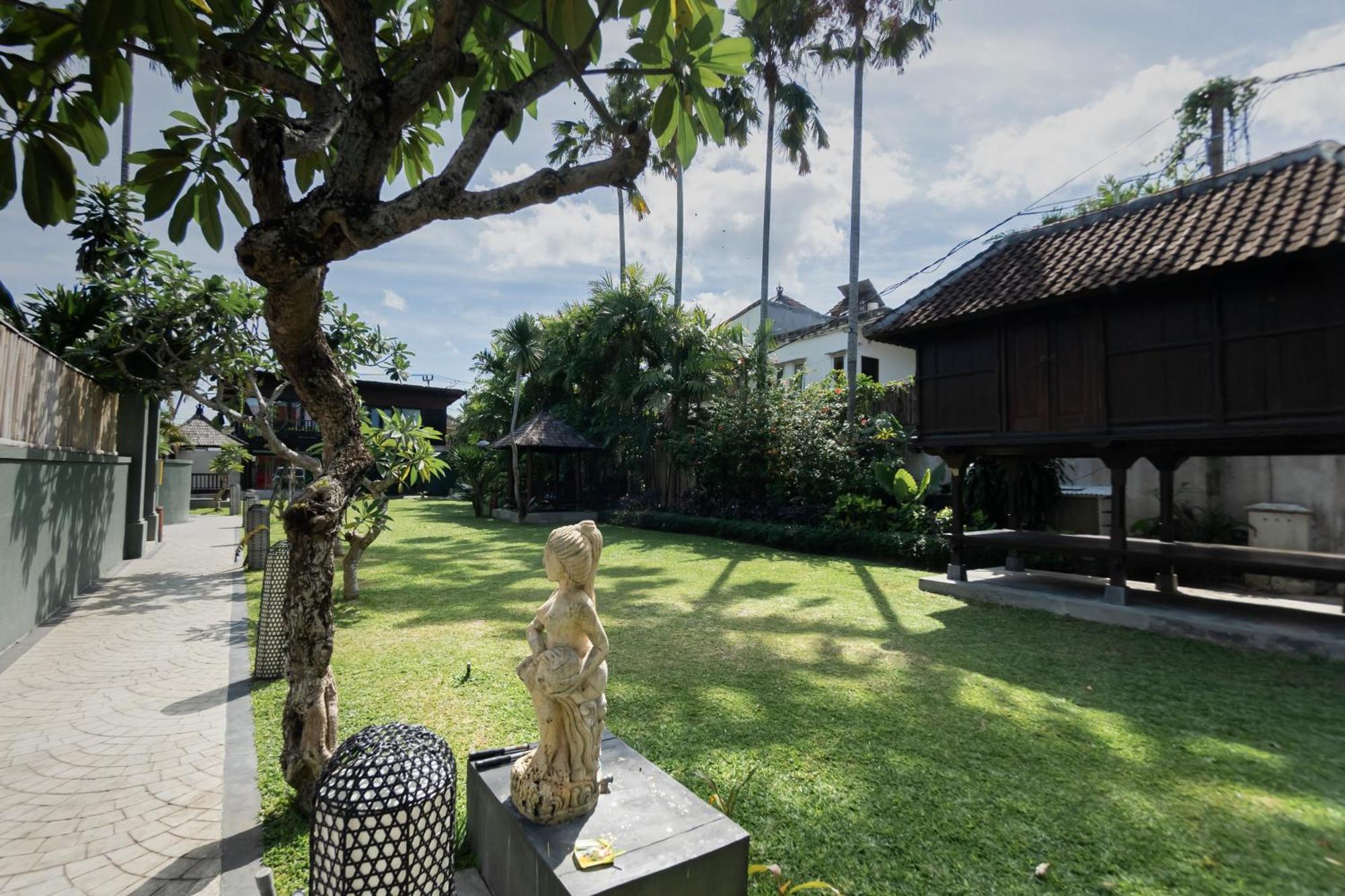 โฟร์ ออน ดรูปาดี วิลลา Villa เซมินยัค ภายนอก รูปภาพ